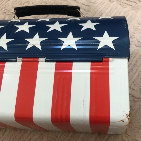 Vintage 1970’s Aladdin Industries American Flag lunchbox - Picture 16 of 16